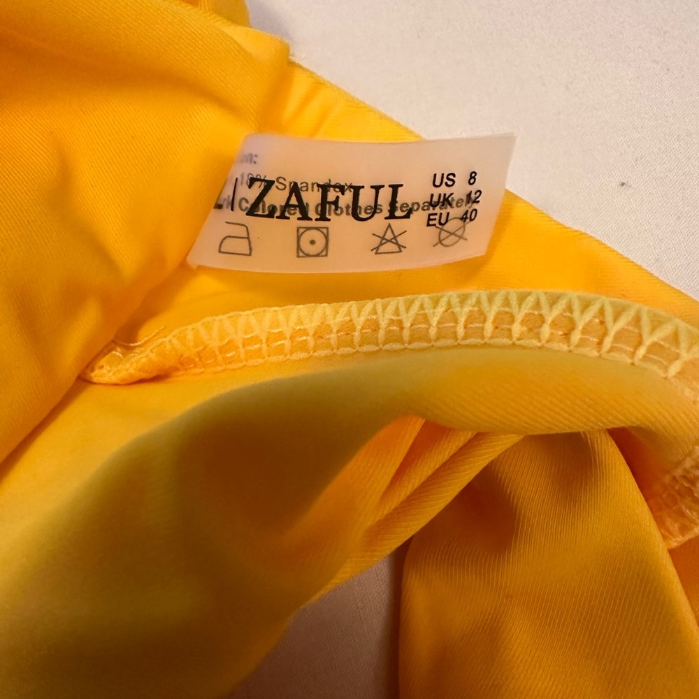 New yellow Zaful bikini bottom. Yellow, size 8. - Picture 3 of 4